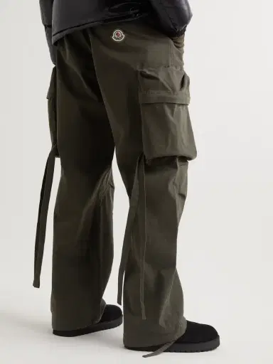 Moncler Wide-Leg Stretch-Cotton Cargo Trousers - Men | Thumbnail 3 Moncler Wide-Leg Stretch-Cotton Cargo Trousers - Men | Thumbnail 3