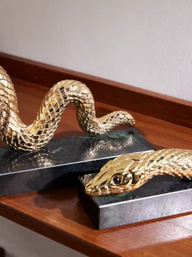 L'Objet Set of Two Gold-Plated Marble Bookends - Men | Thumbnail 3 L'Objet Set of Two Gold-Plated Marble Bookends - Men | Thumbnail 3