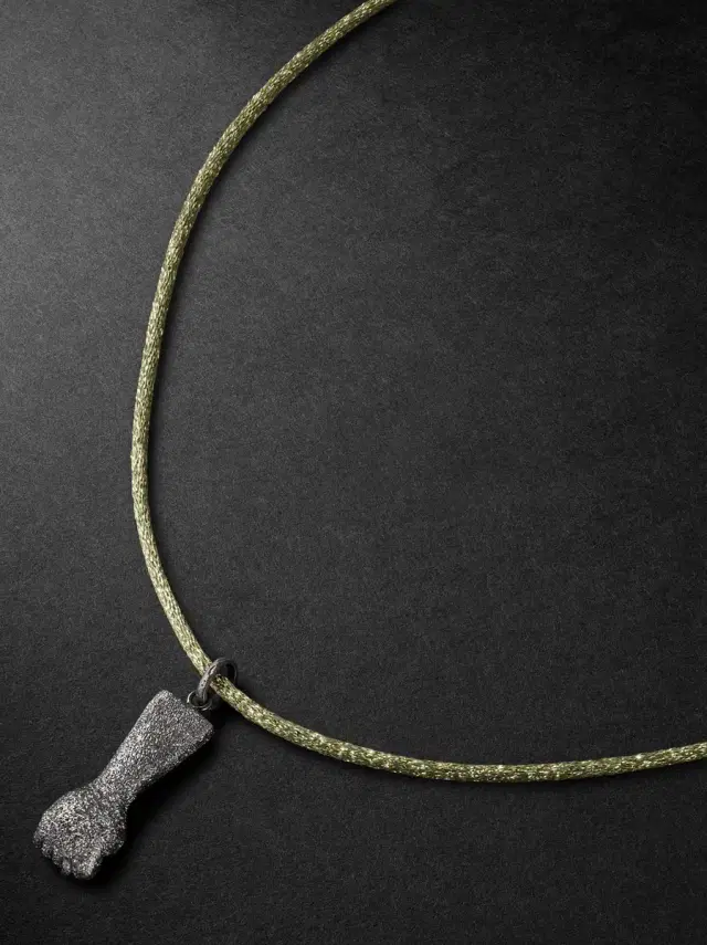 Carolina Bucci Florentine Finish Figa Blackened Gold Lurex Pendant Necklace - Men