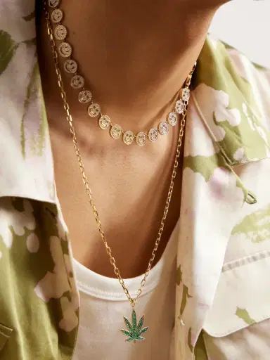 Sydney Evan Large Pot Leaf Gold Diamond Necklace - Men | Thumbnail 5 Sydney Evan Large Pot Leaf Gold Diamond Necklace - Men | Thumbnail 5