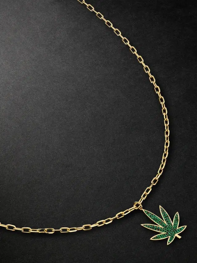 Large Pot Leaf Gold Diamond Necklace - Men