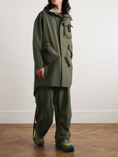 Moncler Genius Salehe Bembury Menger Oversized 2L GORE-TEX INFINIUM™ Hooded Parka - Men | Thumbnail 2 Moncler Genius Salehe Bembury Menger Oversized 2L GORE-TEX INFINIUM™ Hooded Parka - Men | Thumbnail 2