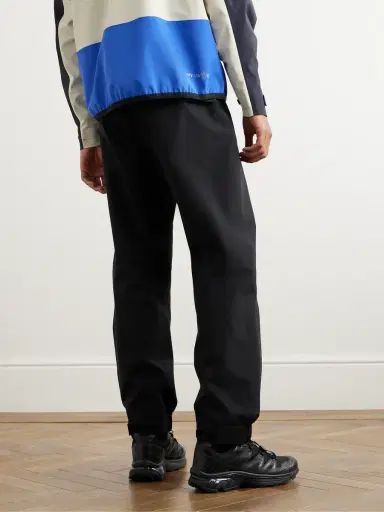 Moncler Grenoble Tapered Logo-Print GORE-TEX Trousers - Men | Thumbnail 4 Moncler Grenoble Tapered Logo-Print GORE-TEX Trousers - Men | Thumbnail 4