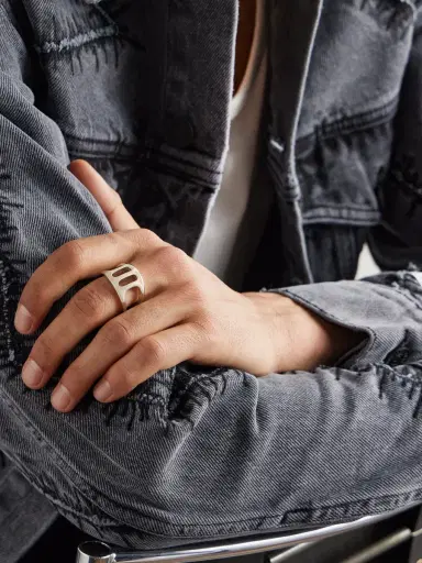 Hoorsenbuhs Phantom III Sterling Silver Ring - Men | Thumbnail 2 Hoorsenbuhs Phantom III Sterling Silver Ring - Men | Thumbnail 2
