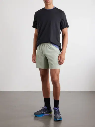 lululemon License to Train Stretch Recycled-Mesh T-Shirt - Men | Thumbnail 2 lululemon License to Train Stretch Recycled-Mesh T-Shirt - Men | Thumbnail 2