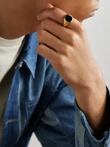 David Yurman Streamline® 18-Karat Gold Onyx Signet Ring - Men | Thumbnail 2