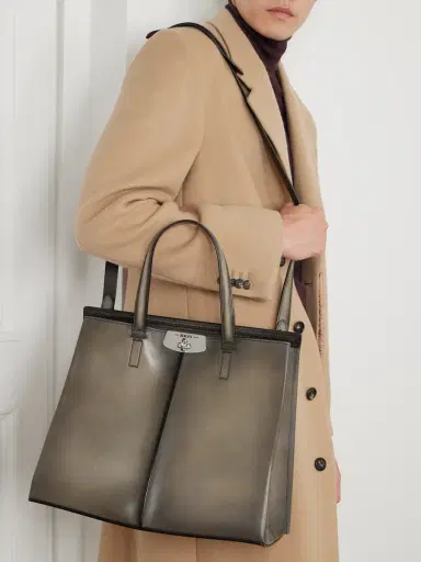 Berluti Luti 38 Venezia Leather Tote - Men | Thumbnail 2 Berluti Luti 38 Venezia Leather Tote - Men | Thumbnail 2