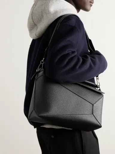 Loewe Puzzle Edge Large Logo-Debossed Full-Grain Leather Messenger Bag - Men | Thumbnail 6 Loewe Puzzle Edge Large Logo-Debossed Full-Grain Leather Messenger Bag - Men | Thumbnail 6