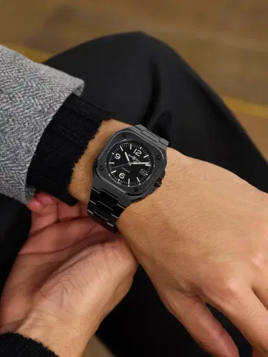Bell & Ross BR 05 Automatic Ceramic and PVD Watch, Ref. BR05A-BL-CE/SCE - Men | Thumbnail 2 Bell & Ross BR 05 Automatic Ceramic and PVD Watch, Ref. BR05A-BL-CE/SCE - Men | Thumbnail 2