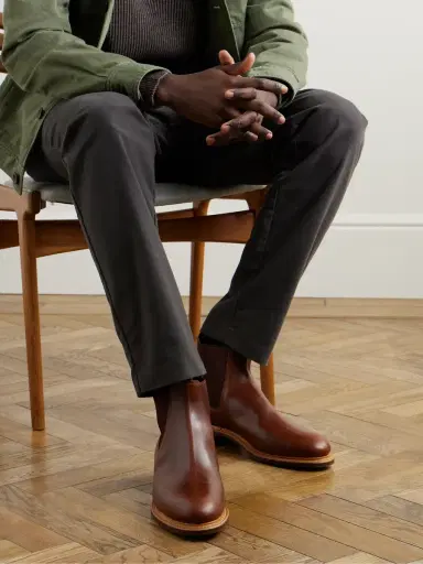 R.M. Williams Urban Turnout Leather Chelsea Boots - Men | Thumbnail 2 R.M. Williams Urban Turnout Leather Chelsea Boots - Men | Thumbnail 2