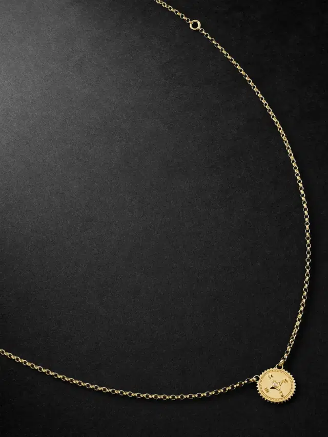 Internal Compass 18-Karat Gold Diamond Pendant Necklace - Men