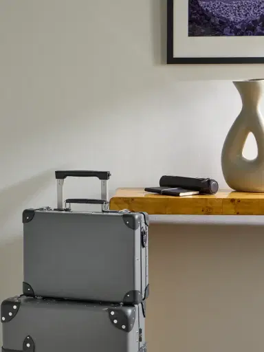 Globe-Trotter 007 No Time To Die Leather-Trimmed Vulcanised Fibreboard Attaché Case - Men | Thumbnail 2
