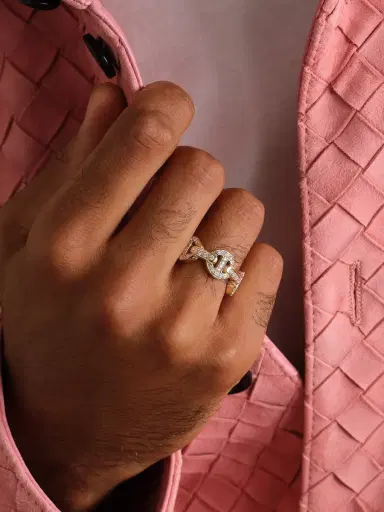Hoorsenbuhs Dame Classic Tri-Link 18-Karat Gold Diamond Ring - Men | Thumbnail 2