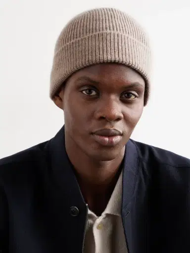 Zegna Ribbed Oasi Cashmere Beanie - Men | Thumbnail 2 Zegna Ribbed Oasi Cashmere Beanie - Men | Thumbnail 2