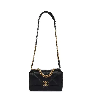 Chanel Chanel Medium 19 Flap Bag Black Lambskin Mixed Metal Hardware | Thumbnail 7 Chanel Chanel Medium 19 Flap Bag Black Lambskin Mixed Metal Hardware | Thumbnail 7