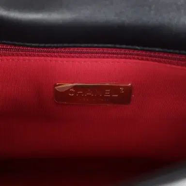 Chanel Chanel Medium 19 Flap Bag Black Lambskin Mixed Metal Hardware | Thumbnail 9 Chanel Chanel Medium 19 Flap Bag Black Lambskin Mixed Metal Hardware | Thumbnail 9