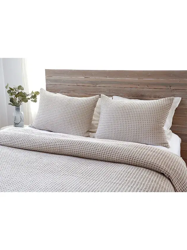 Pom Pom at Home Zuma Waffle Blanket - Natural Queen
