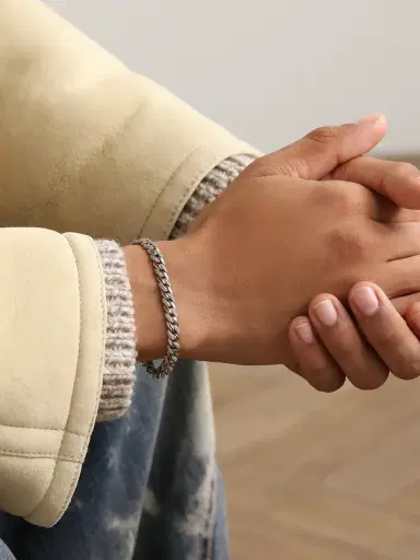 Greg Yuna 18-Karat Yellow and White Gold Diamond Chain Bracelet - Men | Thumbnail 2 Greg Yuna 18-Karat Yellow and White Gold Diamond Chain Bracelet - Men | Thumbnail 2