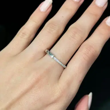 Wish Fine Jewelry 0.20ct Diamond 18K Gold Pave Alliance Ring | Thumbnail 3