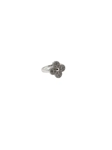 Wish Fine Jewelry 0.52ct Diamond 18K Gold Clover Ring | Thumbnail 2