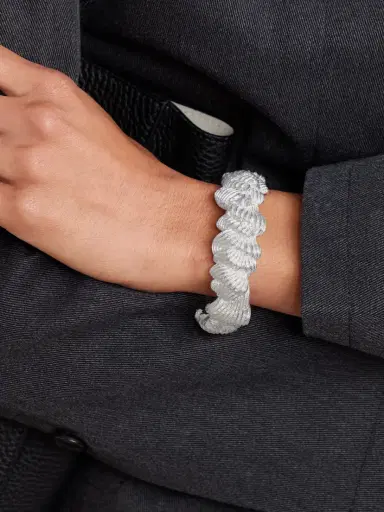 Completedworks plated Cuff | Thumbnail 2