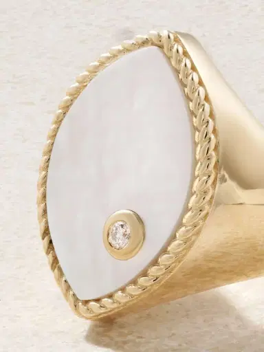 Yvonne Léon Chevalière Marquise 9-karat Gold, Mother-of-pearl And Diamond Signet Ring | Thumbnail 4