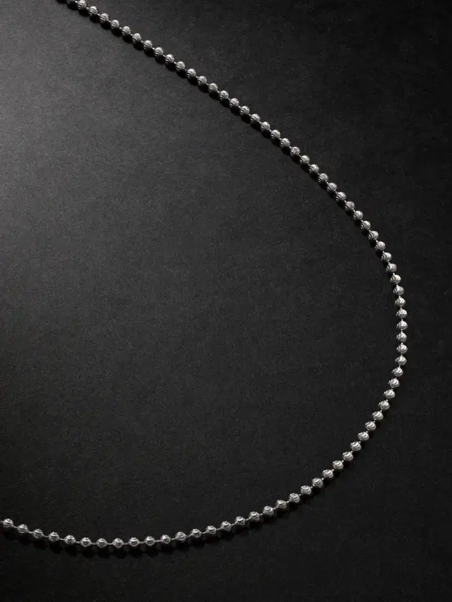 Greg Yuna Mooncut 22-Inch 14-Karat White Gold Ball Chain Necklace - Men