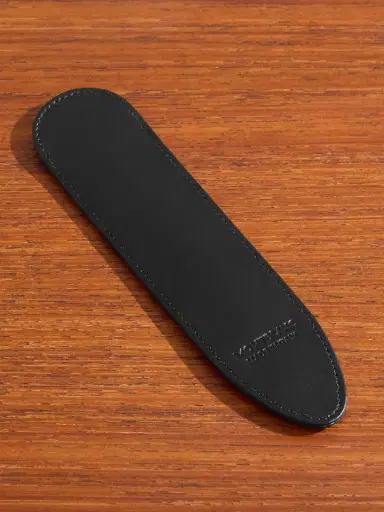 Montblanc Meisterstück Leather Pen Pouch - Men | Thumbnail 3 Montblanc Meisterstück Leather Pen Pouch - Men | Thumbnail 3