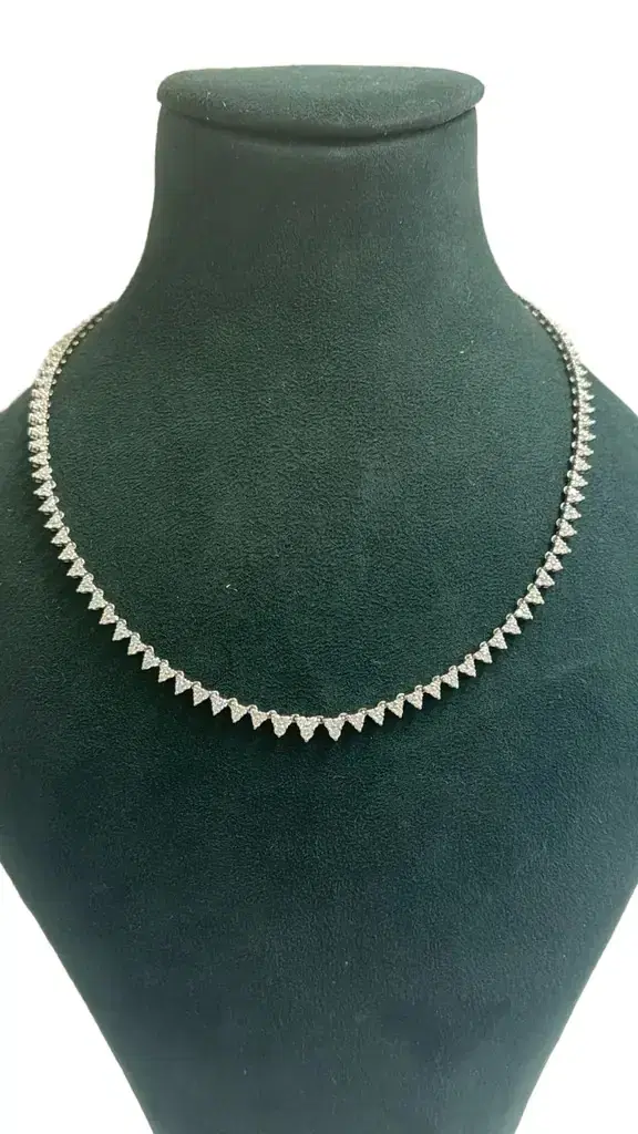 4.90ct Diamond 18K Gold Triangle Invisible Set Tennis Necklace