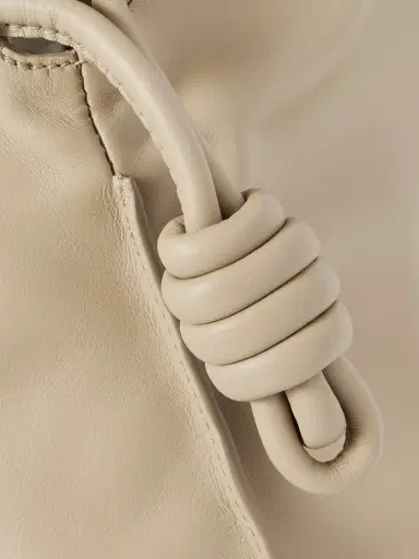 Loewe Flamenco Leather Clutch | Thumbnail 4