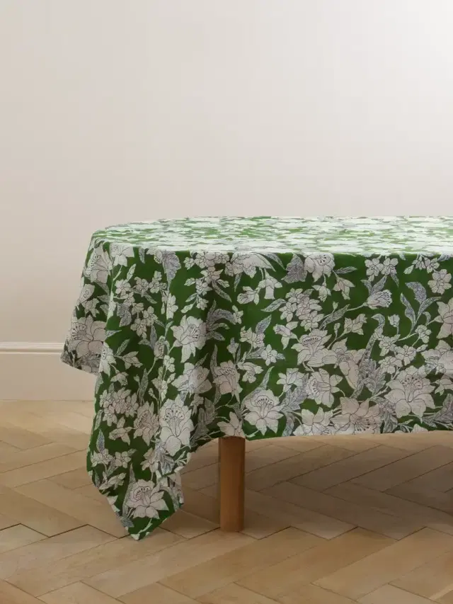 La DoubleJ Large Floral-print Linen Tablecloth