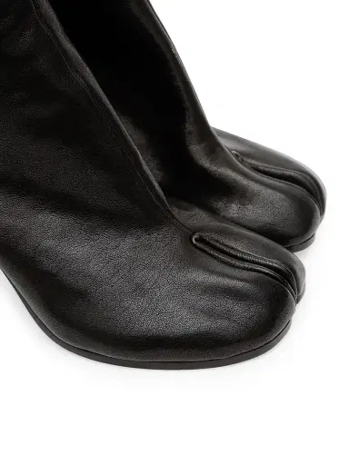 Maison Margiela Women's Tabi 75MM Leather Ankle Boots - Black | Thumbnail 5 Maison Margiela Women's Tabi 75MM Leather Ankle Boots - Black | Thumbnail 5