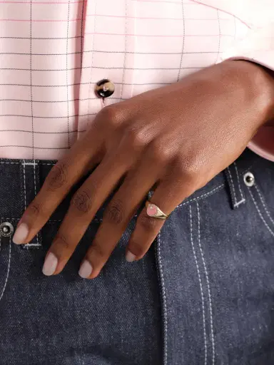 Yvonne Léon Baby Chevalière 9-karat Gold, Coral And Diamond Signet Ring | Thumbnail 2 Yvonne Léon Baby Chevalière 9-karat Gold, Coral And Diamond Signet Ring | Thumbnail 2