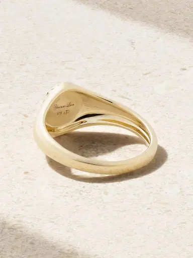 Yvonne Léon Baby Chevalière 9-karat Gold, Coral And Diamond Signet Ring | Thumbnail 3 Yvonne Léon Baby Chevalière 9-karat Gold, Coral And Diamond Signet Ring | Thumbnail 3