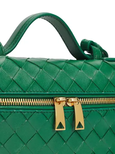 Bottega Veneta Women's Bang Bang Intrecciato Leather Crossbody Vanity Case Bag | Thumbnail 5 Bottega Veneta Women's Bang Bang Intrecciato Leather Crossbody Vanity Case Bag | Thumbnail 5