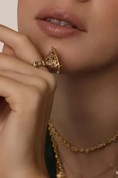Coomi Morganite Diamond Trinity Ring | Thumbnail 3