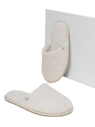 Barefoot Dreams Women's Cozychic Slippers - Stone White | Thumbnail 4 Barefoot Dreams Women's Cozychic Slippers - Stone White | Thumbnail 4
