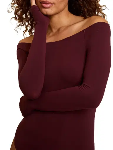 Commando Women's Ballet Off-The-Shoulder Bodysuit | Thumbnail 5 Commando Women's Ballet Off-The-Shoulder Bodysuit | Thumbnail 5