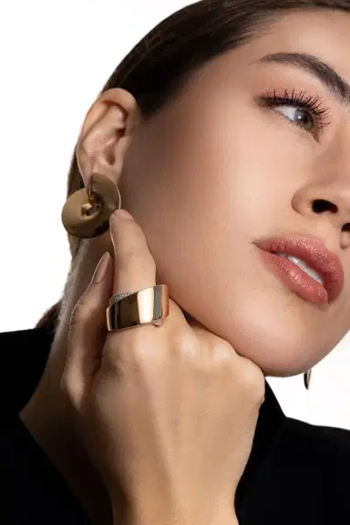 Vhernier Tourbillon Diamond Ring | Thumbnail 3