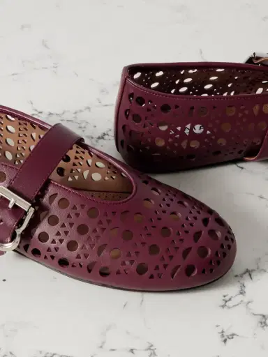Alaïa Vienne Perforated Leather Ballet Flats | Thumbnail 4