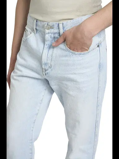 Isabel Marant Men's Lewys Straight-Leg Jeans - Light Blue | Thumbnail 6