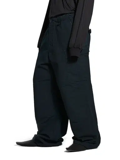 Balenciaga Men's  Cargo Pants - Ink | Thumbnail 6