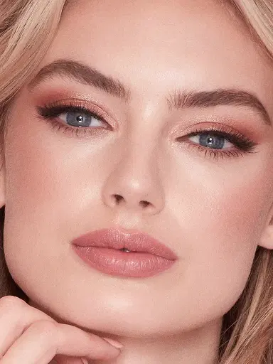 Charlotte Tilbury Women's Cheek to Chic Blush - Pillow Talk | Thumbnail 10