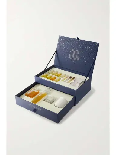 Aromatherapy Associates Moments To Treasure Set | Thumbnail 2