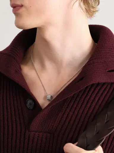 Viltier Edge 18-Karat White Gold Pendant - Men | Thumbnail 2 Viltier Edge 18-Karat White Gold Pendant - Men | Thumbnail 2