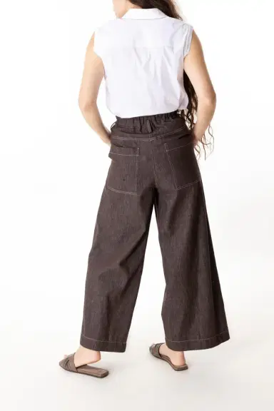 Brunello Cucinelli Shiny Trim Sleeveless Shirt | Thumbnail 4 Brunello Cucinelli Shiny Trim Sleeveless Shirt | Thumbnail 4