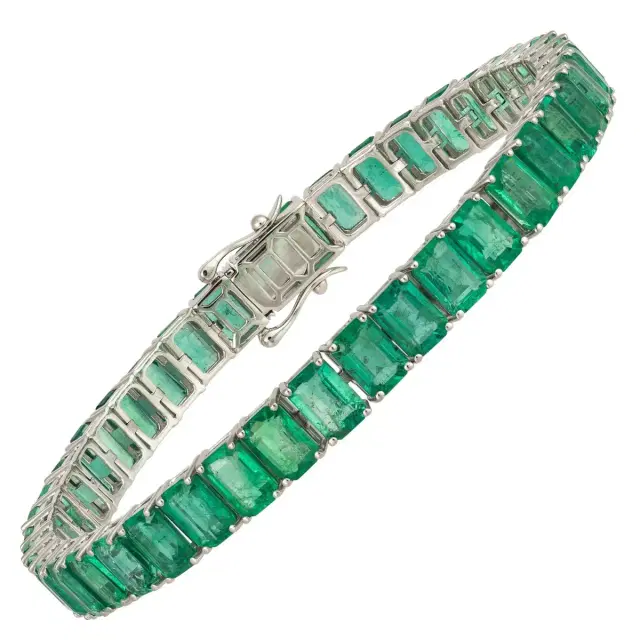 22.80Cts Emerald 18K Gold Bracelet