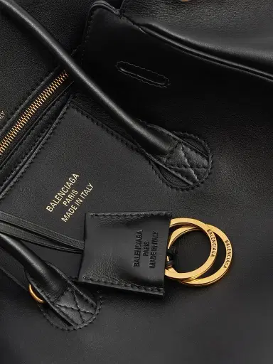 Balenciaga Women's Hampton Mini Carry All Bag in Smooth Calfskin - Black | Thumbnail 5 Balenciaga Women's Hampton Mini Carry All Bag in Smooth Calfskin - Black | Thumbnail 5