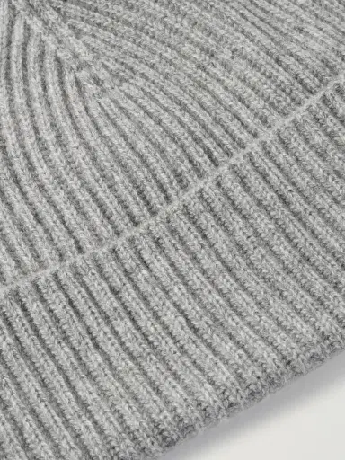 MR P. Cairn Ribbed Cashmere Beanie - Men | Thumbnail 3 MR P. Cairn Ribbed Cashmere Beanie - Men | Thumbnail 3