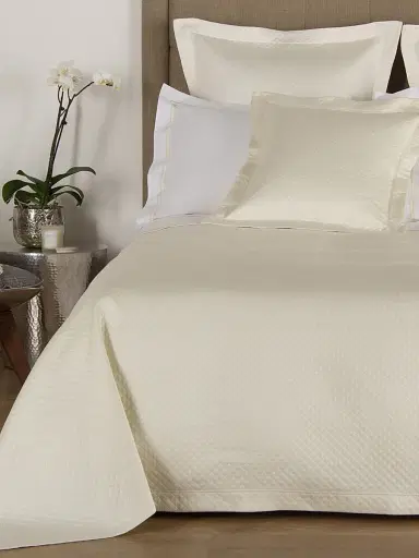 Frette Hotel Melody Bedspread | Thumbnail 5 Frette Hotel Melody Bedspread | Thumbnail 5